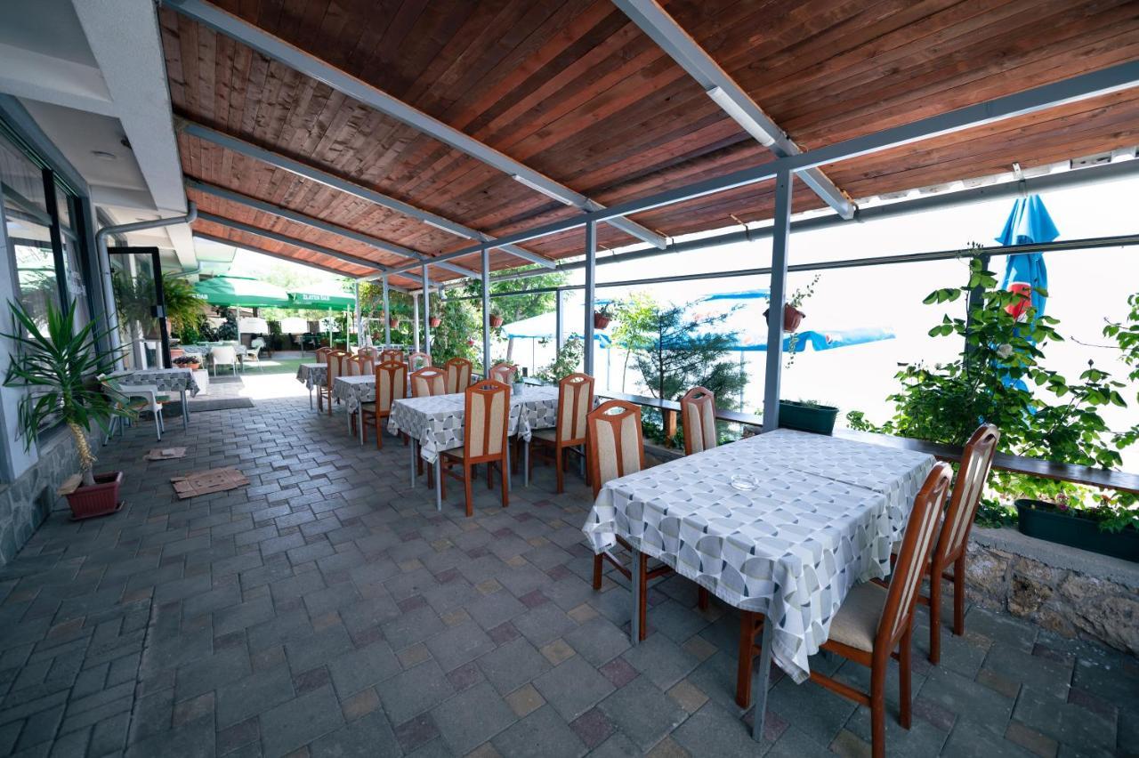 أوهغيد Hotel Holiday-M المظهر الخارجي الصورة