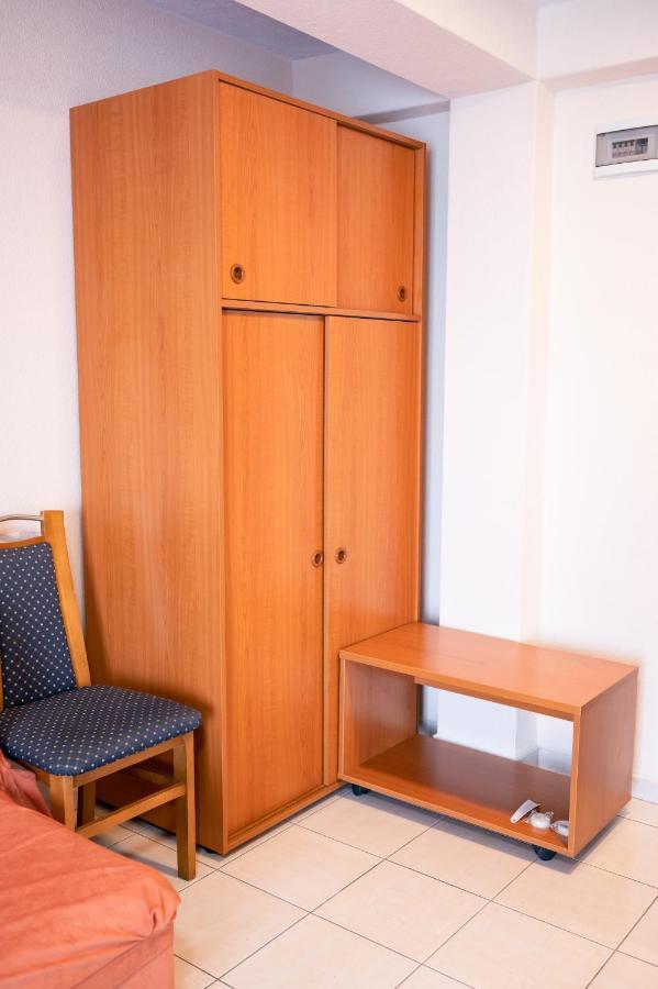أوهغيد Hotel Holiday-M المظهر الخارجي الصورة